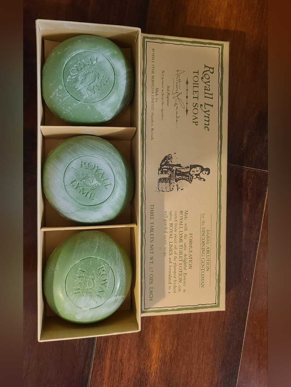 Vintage Royall Lyme of Bermuda Toilet Soap Set 3 Unused Tablets Boxed